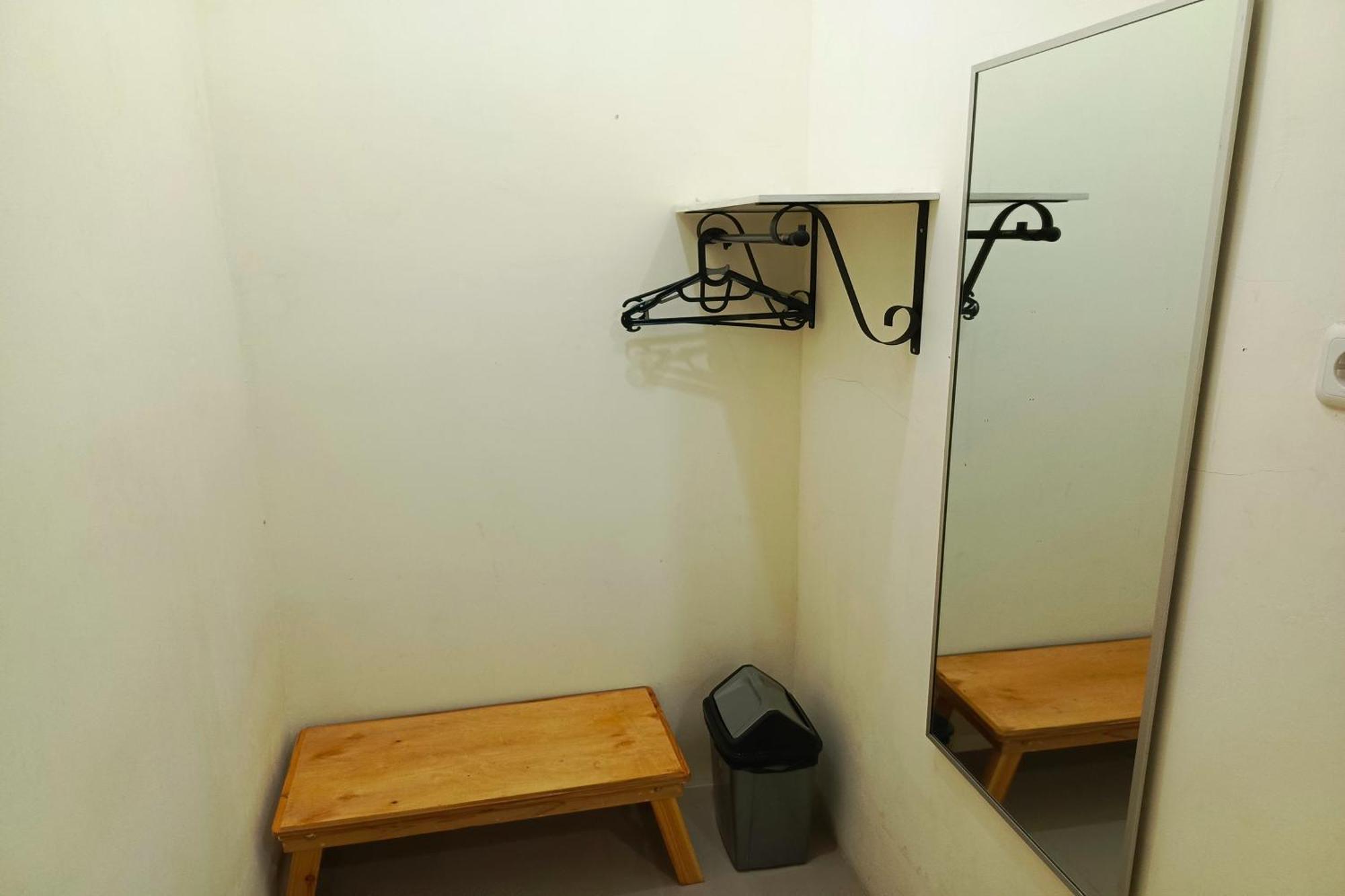Adisa Homestay Malang Buitenkant foto